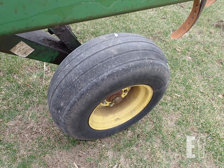 john-deere-712-image-5