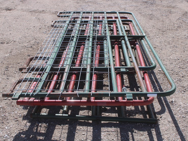 #2096-•-assortment-of-gates-image-4