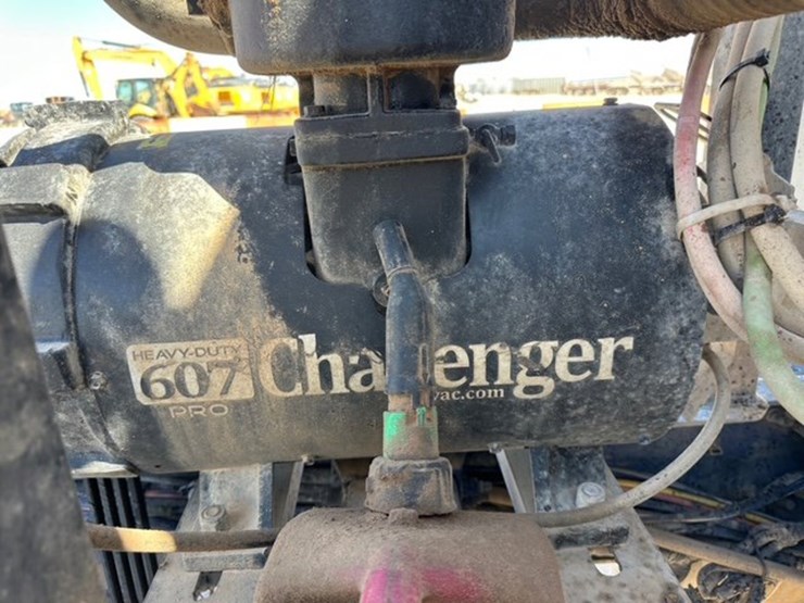 2012-peterbilt-386-image-6