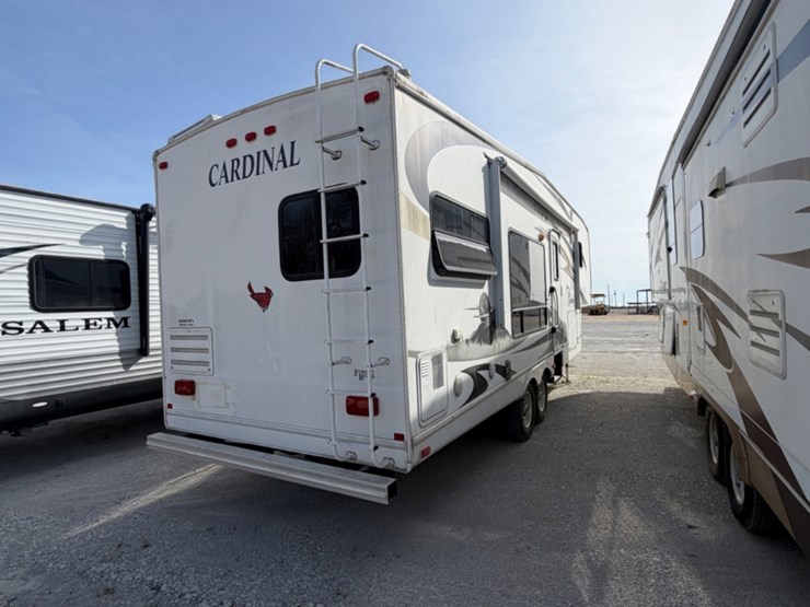 2008-forest-river-cardinal-30rk-5th-wheel-image-4