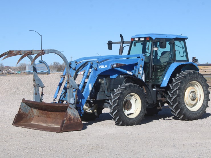 new-holland-tm125-image-2