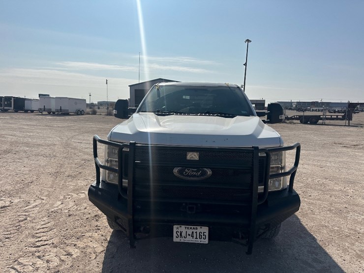 2019-ford-f250-image-2