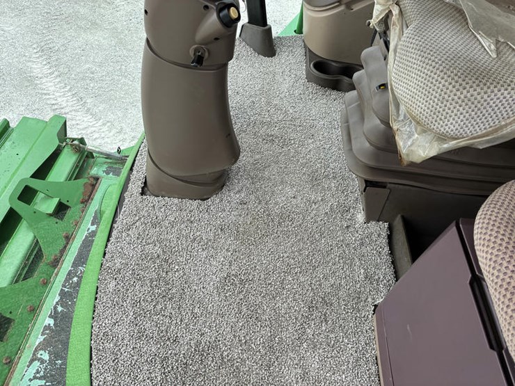 2014-john-deere-s670-image-102