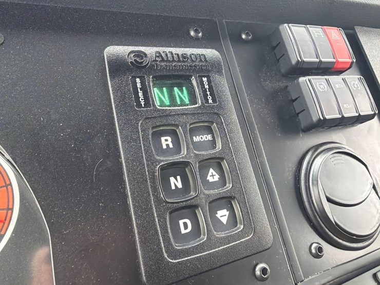 2024-dennis-eagle-proview-image-28