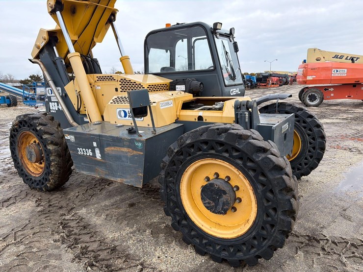 2016-gehl-rs8-42-image-5