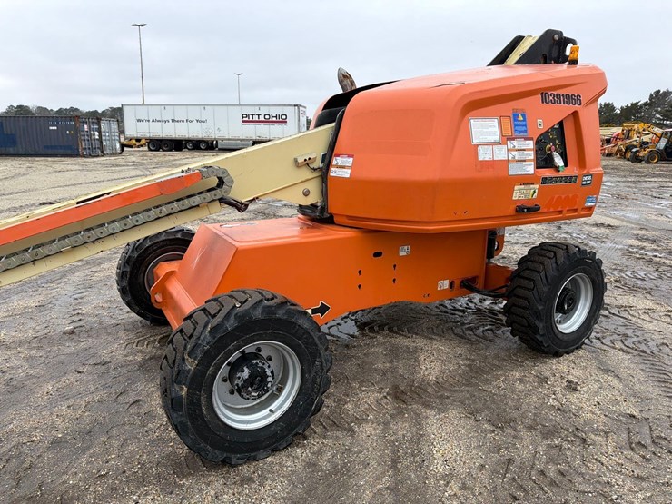 jlg-400s-image-2