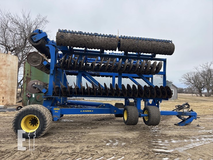 2019-landoll-7833-40-image-2
