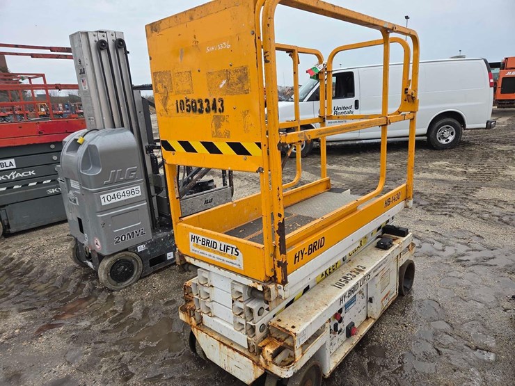 2016-hy-brid-lifts-hb-1430-image-1