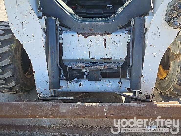 2017-bobcat-s650-image-12