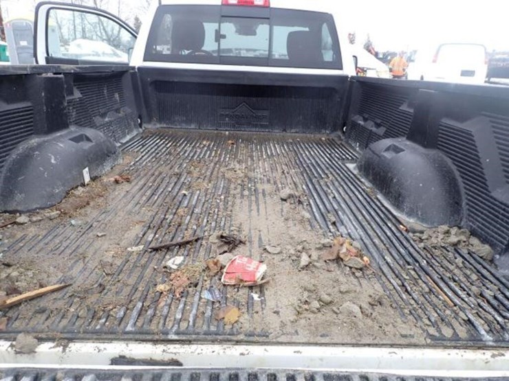 2015-dodge-ram-1500-image-55