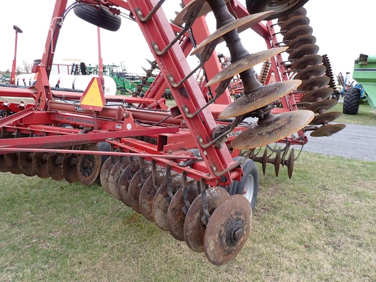 case-ih-3900-image-9