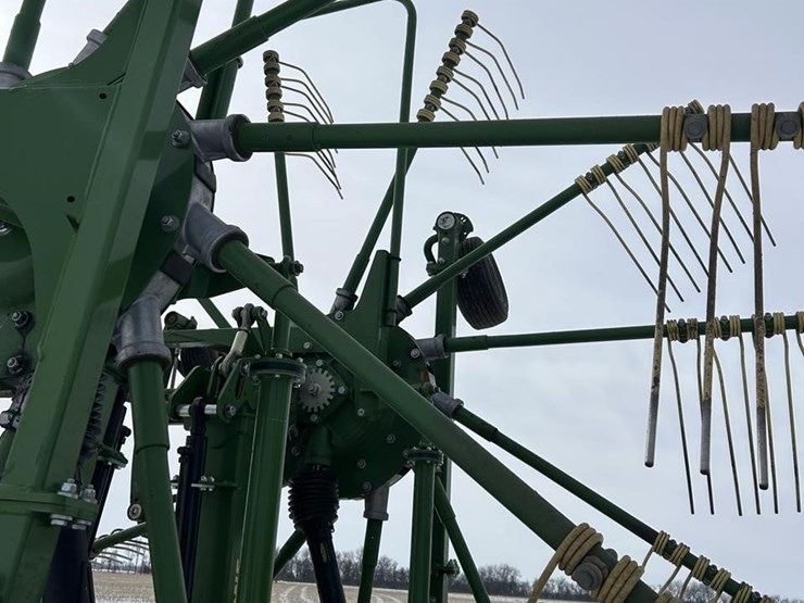 2023-krone-swadro-1250-image-36