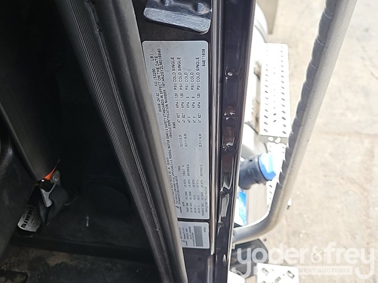 2020-mack-mack-anthem-t64-6x4-truck-tractor,-day-cab,-mp-7-425hp-diesel-engine,-automatic-m-drive-transmission-image-49