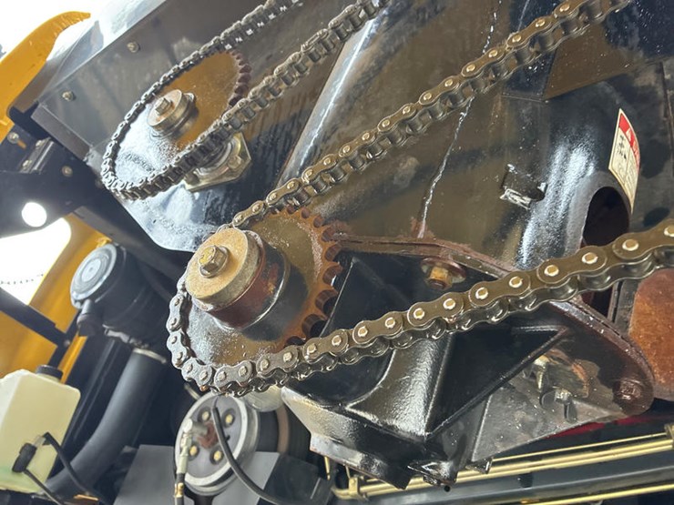 2009-new-holland-cr9060-image-50