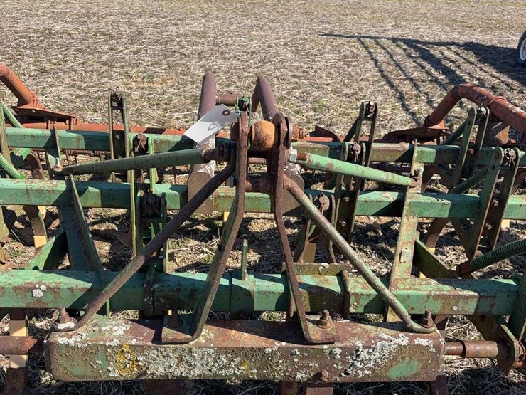 john-deere-c-image-7