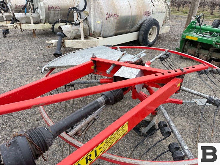 cesari-rc200-rotary-brush-rake-image-10