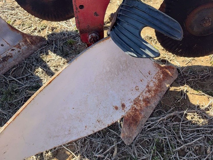 international-510-image-7