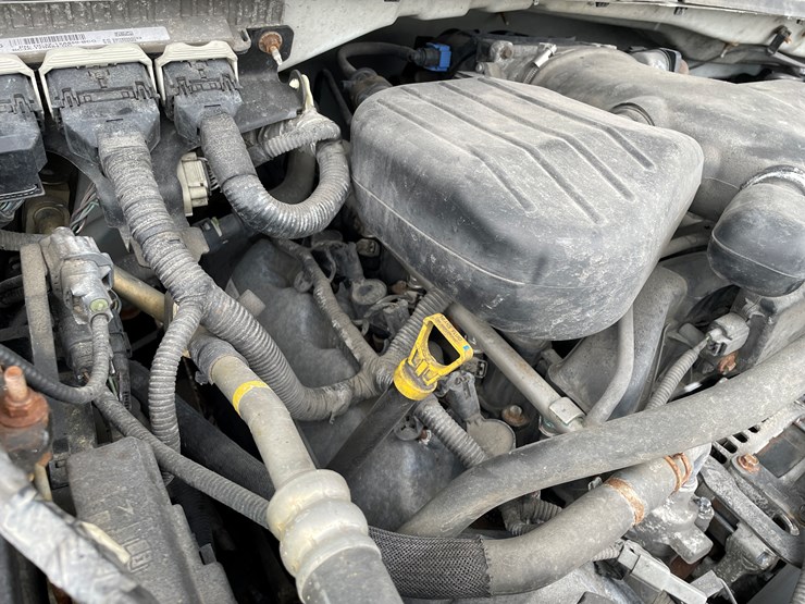 2014-ford-f550-xl-image-43