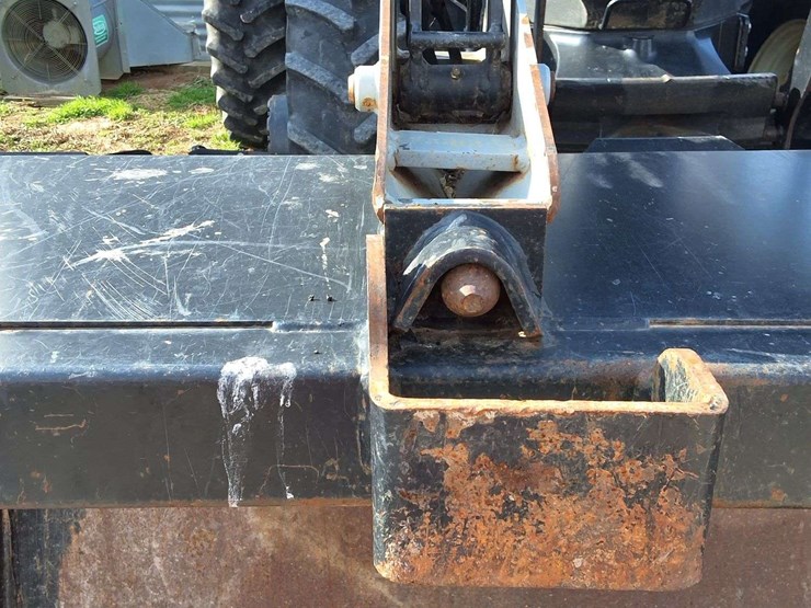 2010-new-holland-t7050-image-33