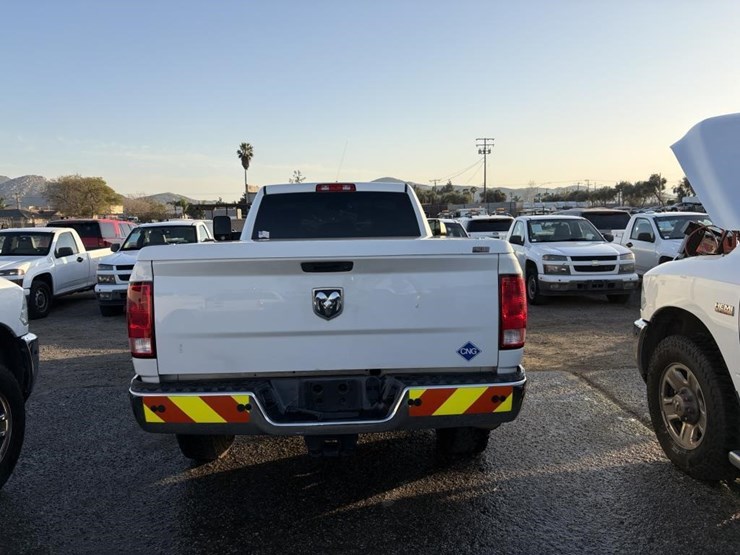 2016-dodge-2500-image-6