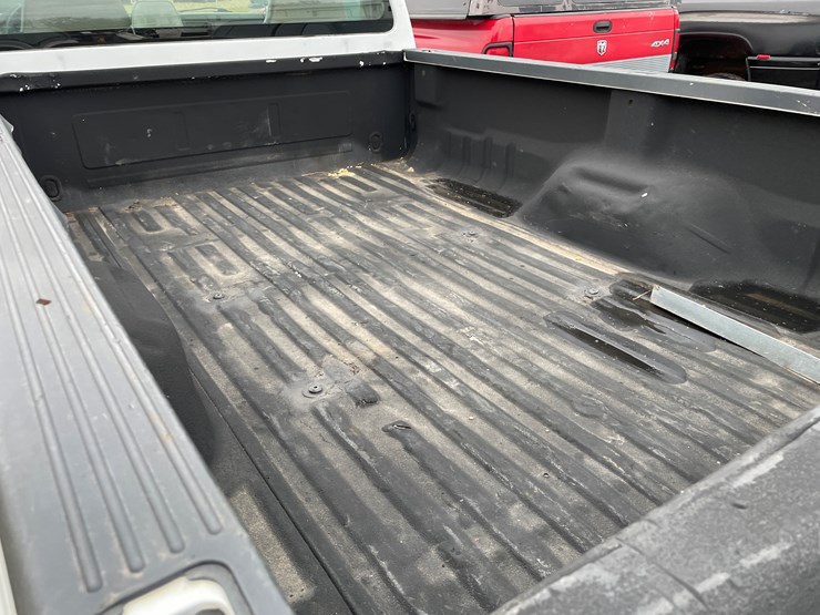 2008-ford-f250-xl-image-25