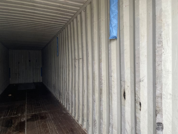 #2033-•-used,-40'-long-cube-shipping-container-image-9