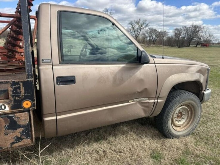 1996-chevrolet-2500-image-7