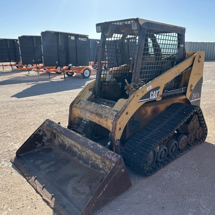 2004 CATERPILLAR 247B