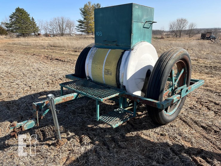 water-tank-on-transport-image-3