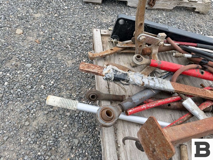 pto-driveline,-tractor-top-links,-roll-over-bar,-air-powered-tools-image-10