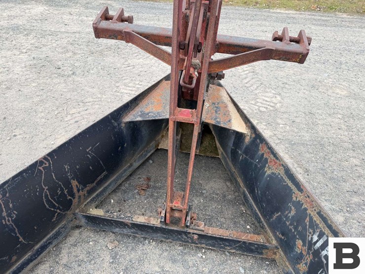 meyer-ditcher-3pt-v-ditcher-image-7