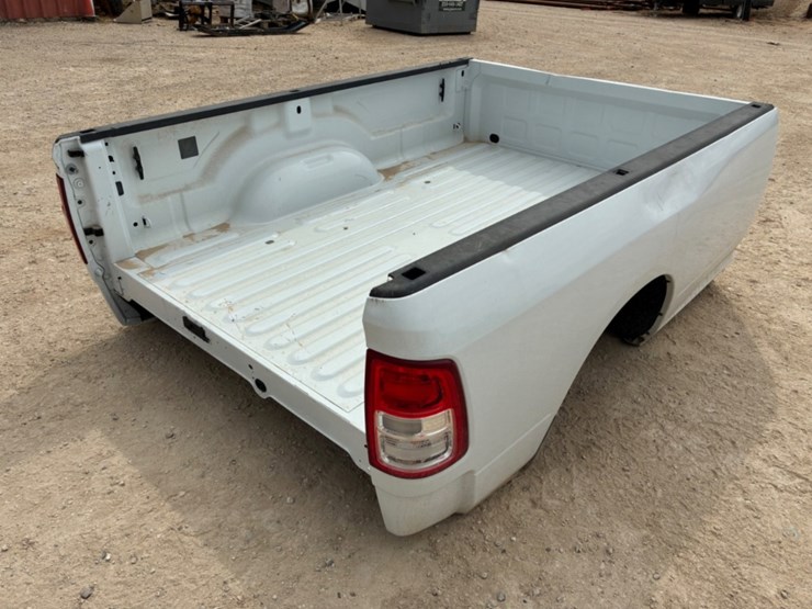 2024-dodge-truck-bed-image-3