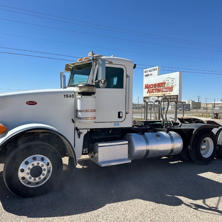 2013 PETERBILT 367