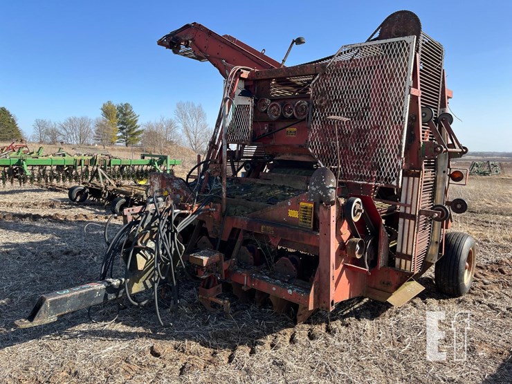 potato-harvester-image-2