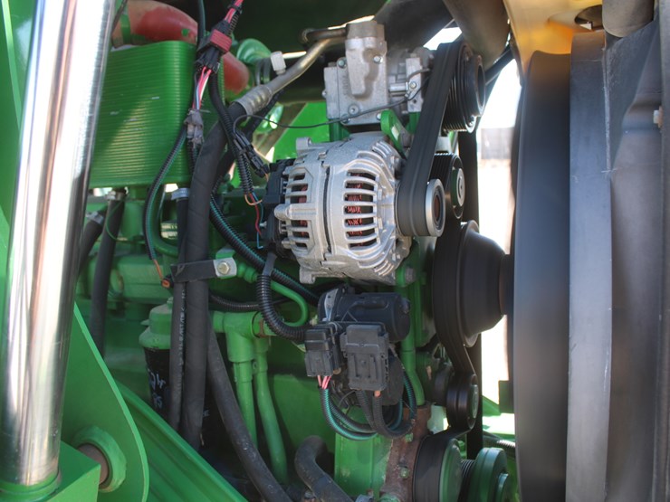 2004-john-deere-7320-image-84