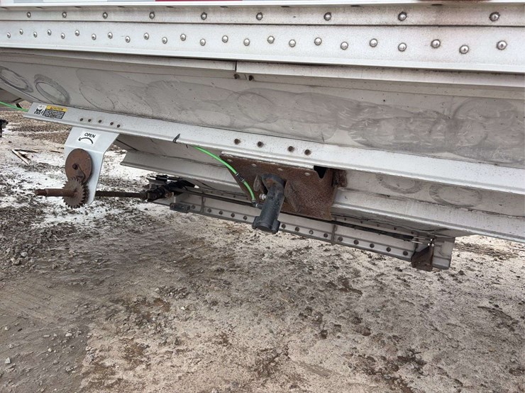 2009-wilson-hopper-bottom-image-12