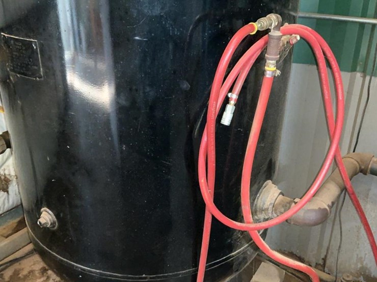 #269-•-ingersoll-rant-air-tank-image-5