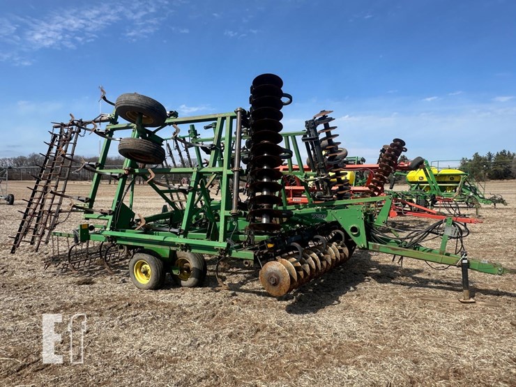 john-deere-726-image-8