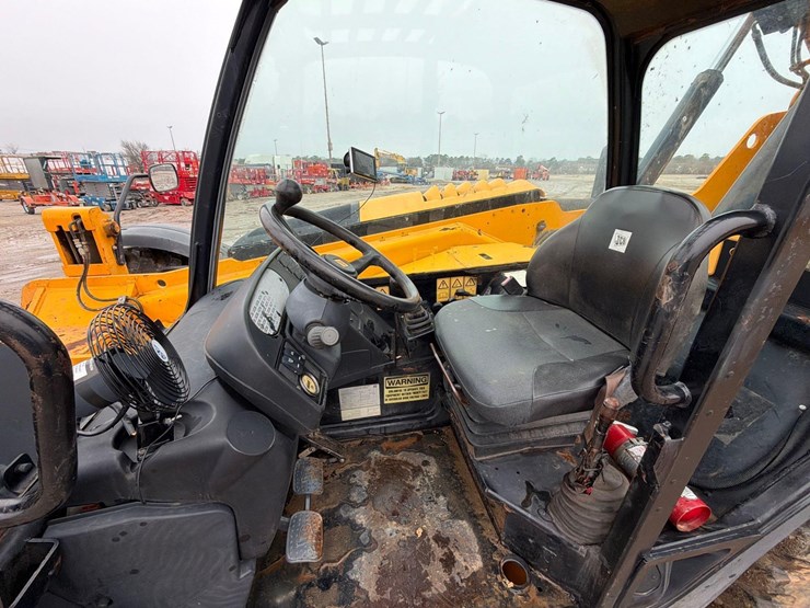 2016-jcb-507-42-image-14