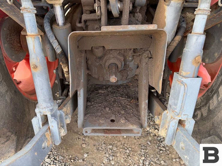 2016-kubota-m8540hd-image-23