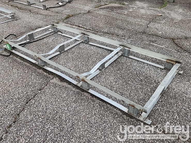 metal-forklift-pallet-thickening,-3'-x-8'-image-3