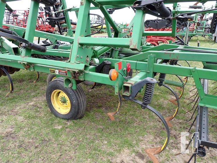 john-deere-726-image-11