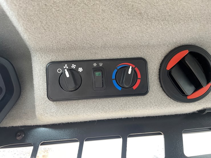 2024-bobcat-s66-image-26