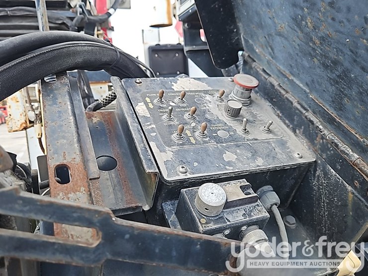 2012-roadtec-rp170-image-21