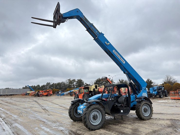 2016-genie-gth844-image-3