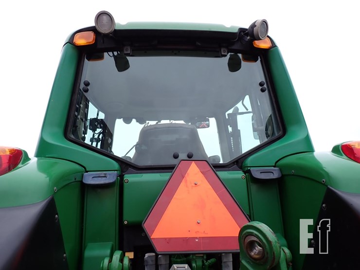 john-deere-7130-premium-image-13