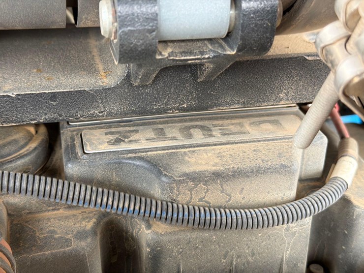 2016-genie-gth844-image-11