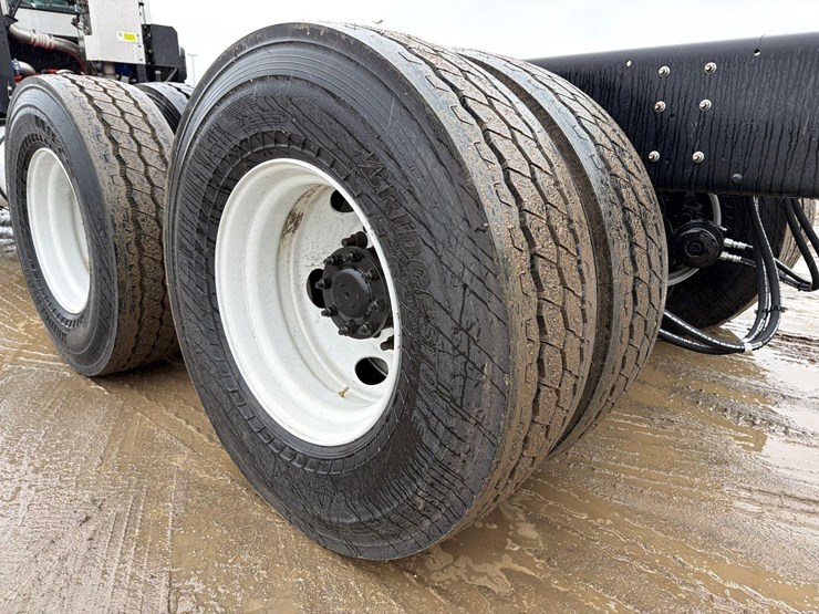 2025-dennis-eagle-proview-image-9