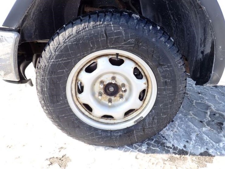 2013-ford-f150-xlt-image-57