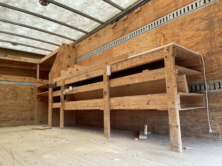 2014-ford-f550-xl-image-27